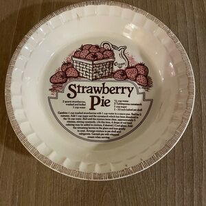 Strawberry Pie Dish - Royal China Jeannette
